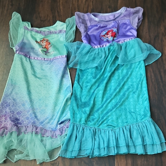 Disney Purple Mesh Fabric - Picture 3 of 3